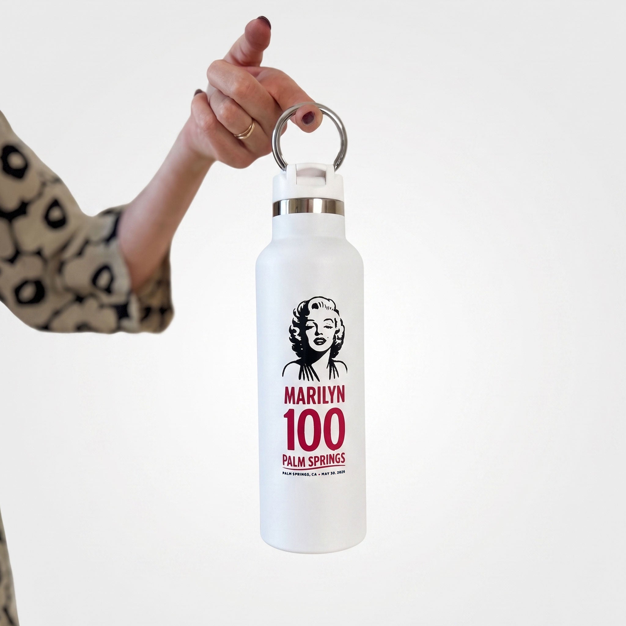 marilyn-100-water-bottle-matte-white_02.jpg
